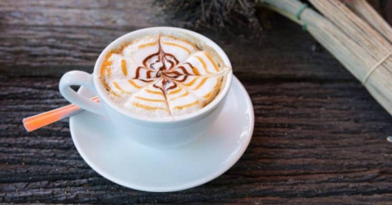 Do Caramel Lattes have Caffeine?